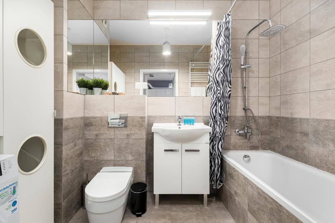Rakowska 14A 1 Bedroom By Homeprime Warsaw Exterior photo