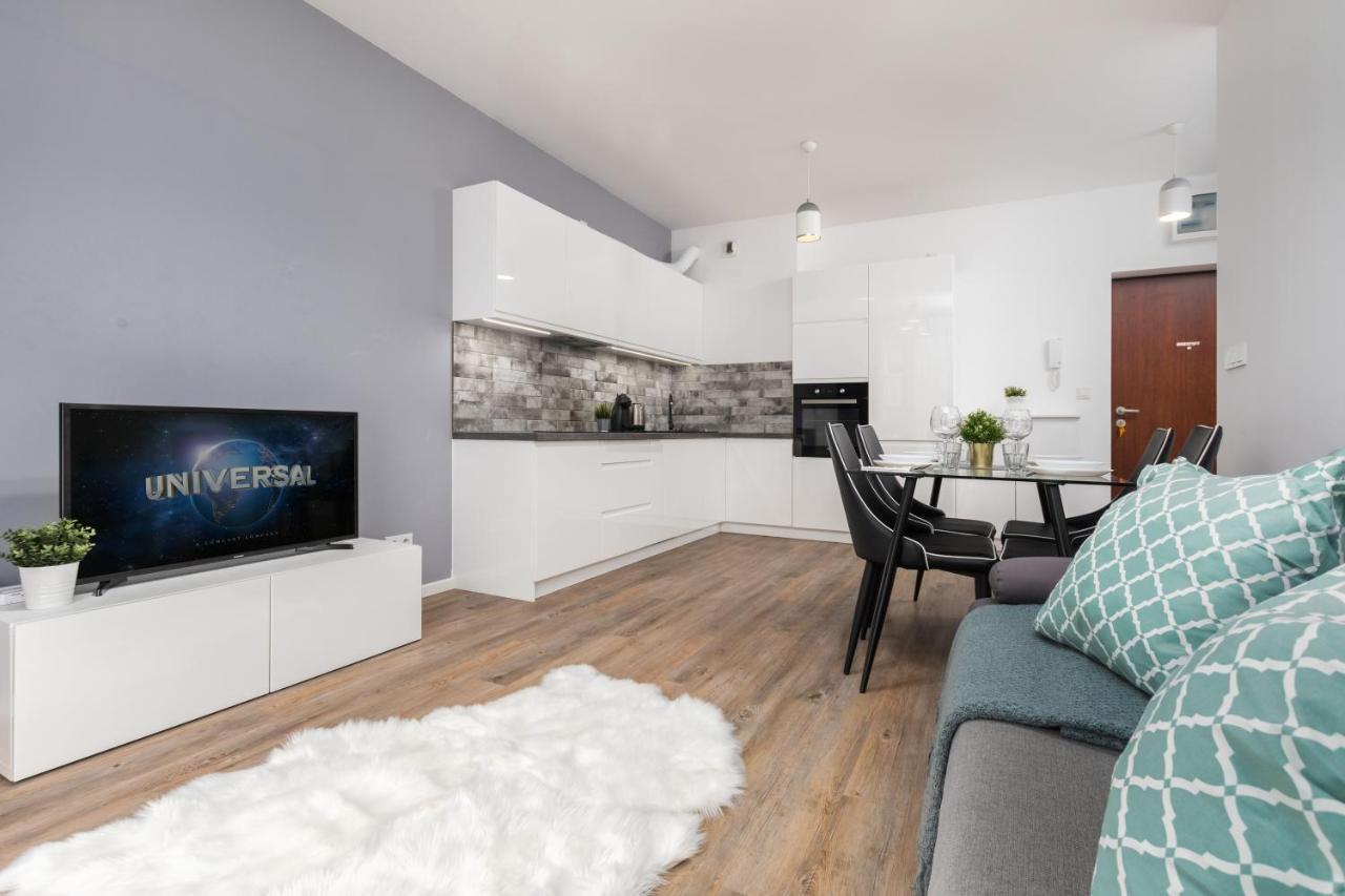 Rakowska 14A 1 Bedroom By Homeprime Warsaw Exterior photo